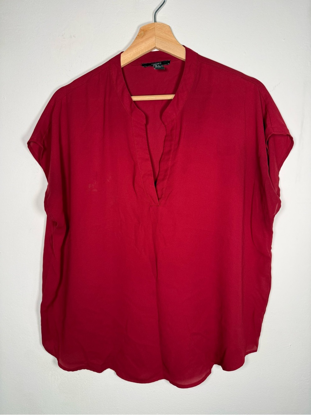 Forever 21 Men’s Short Sleeve Button-Down Shirt - Deep Red